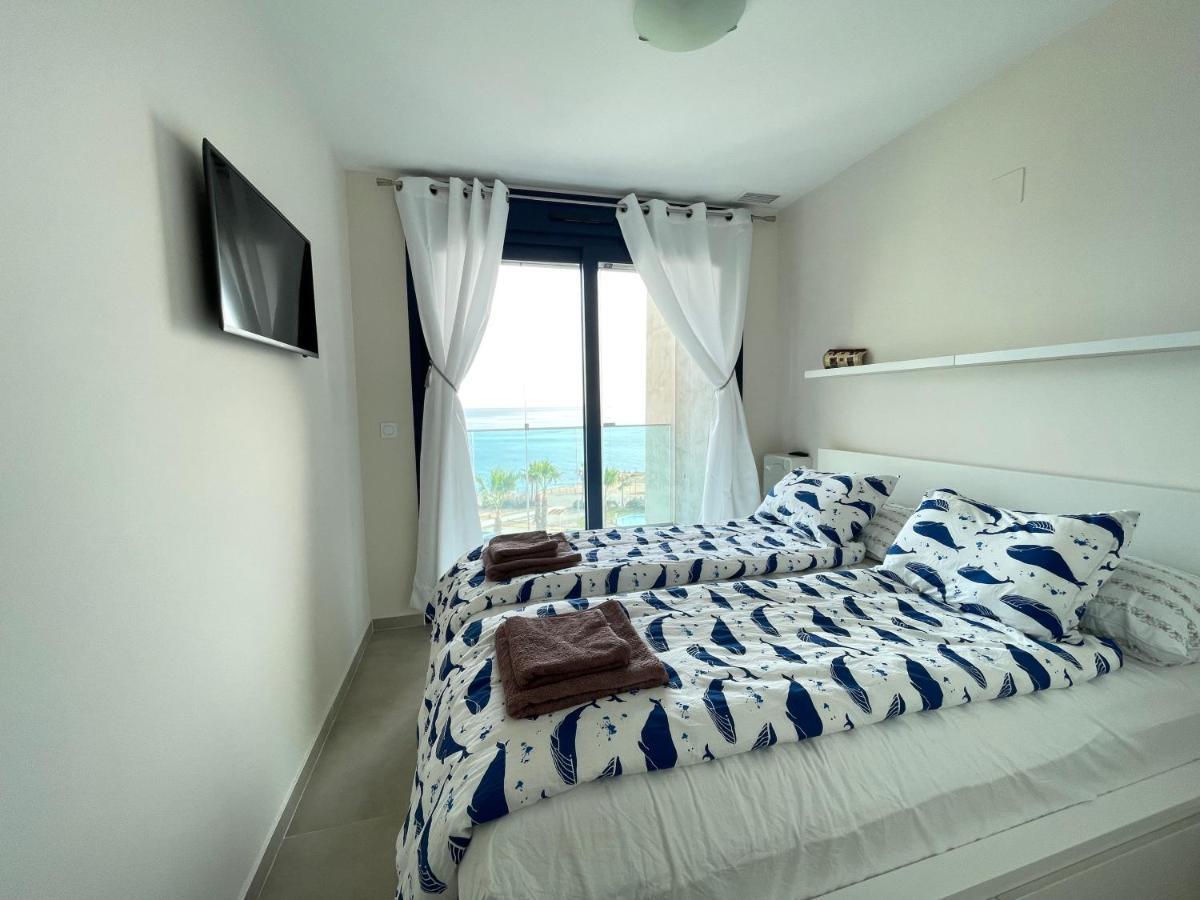 Apartamento En Sea Senses Freya Torrevieja Exterior foto